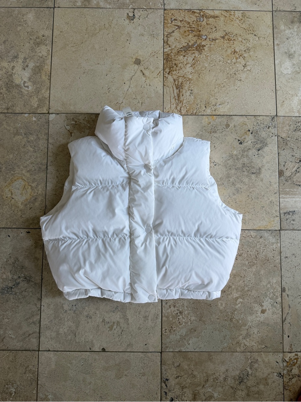 Lululemon Cropped Puffer Vest size 4 EUC